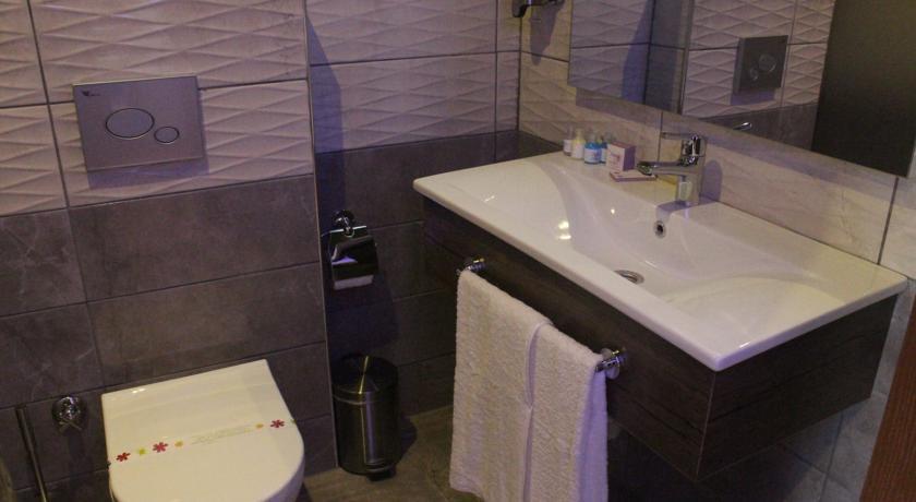 Vera Hotel Бандирма Екстер'єр фото